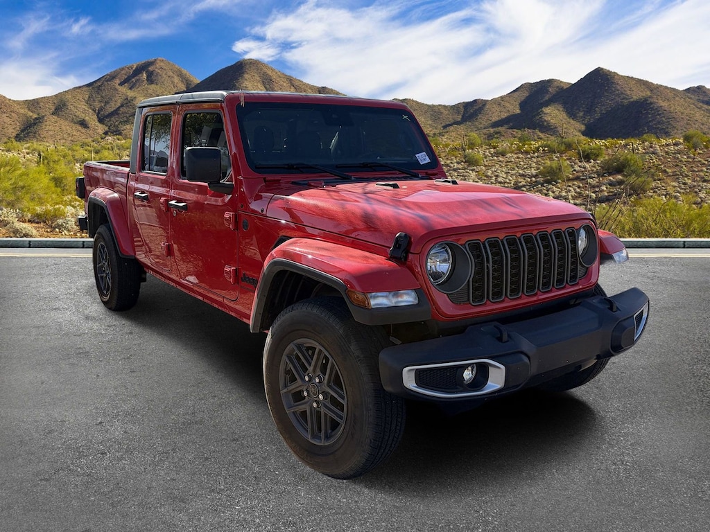 Used 2025 Jeep Gladiator Sport S Truck