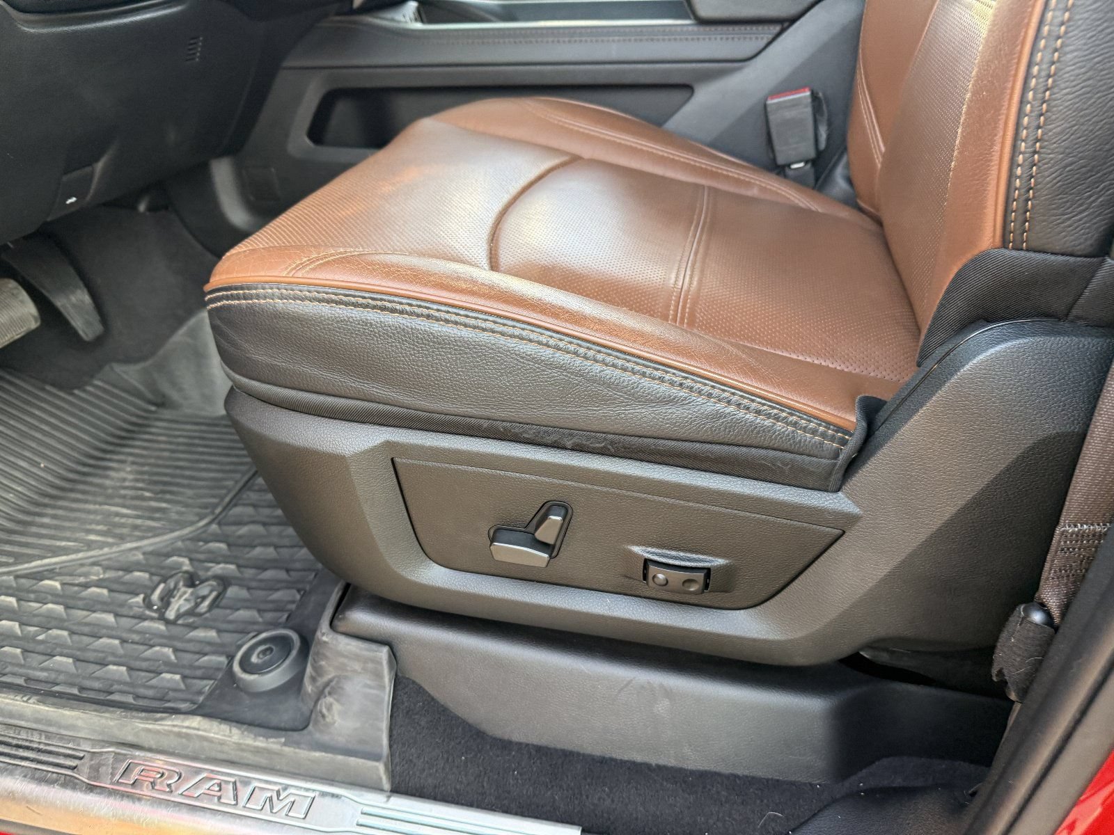 2022 RAM Ram 2500 Pickup Laramie Longhorn - Photo 22