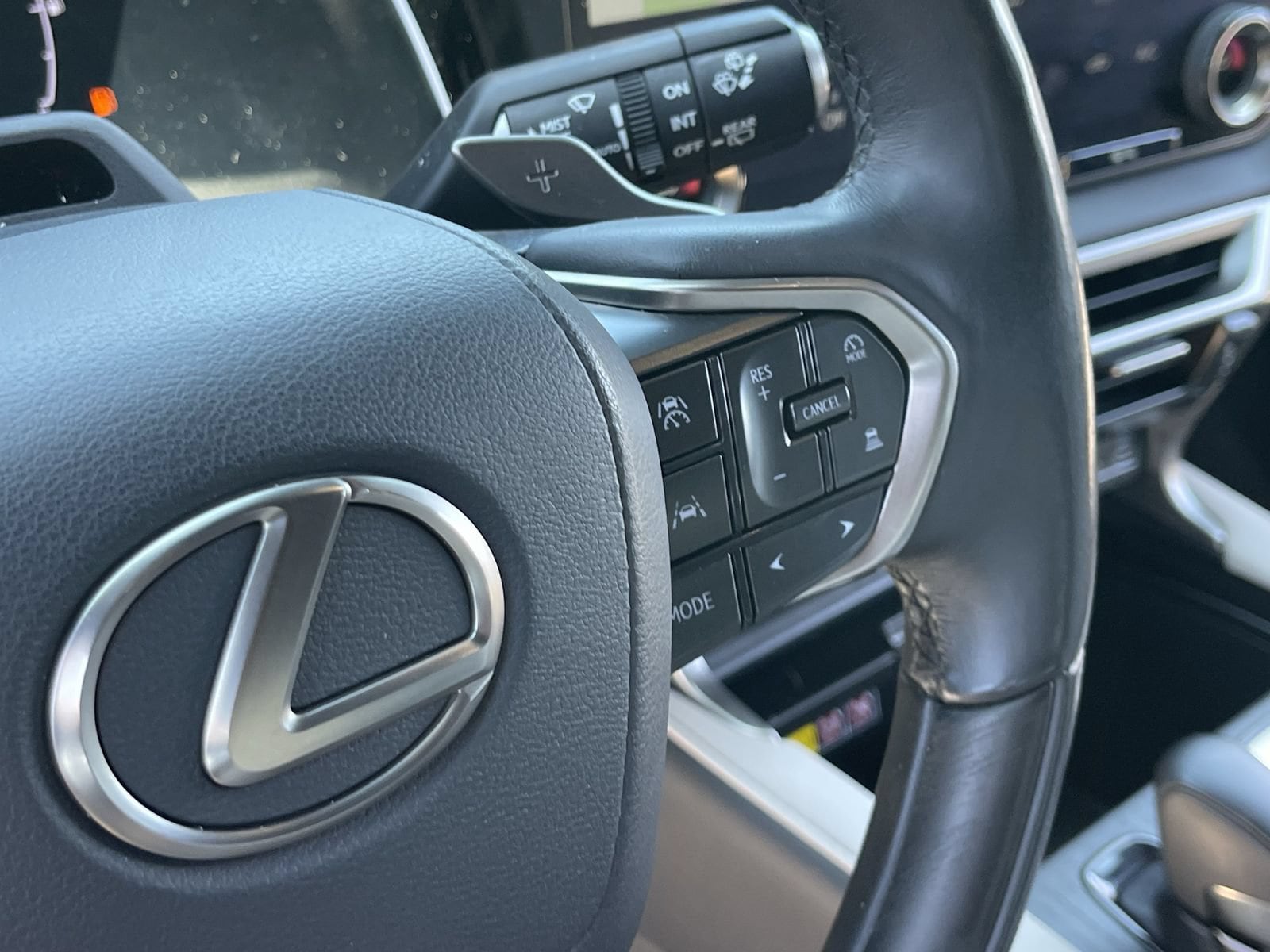 2023 Lexus RX 350 - Photo 26