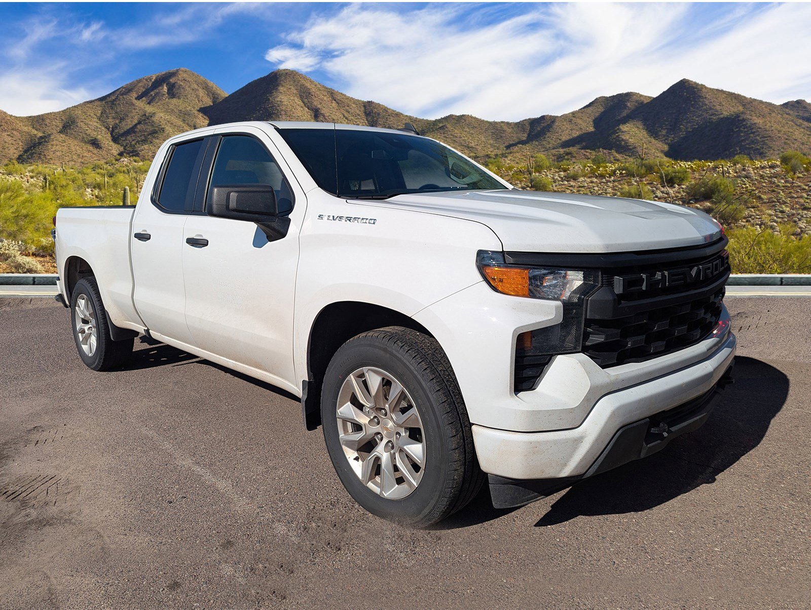 2024 Chevrolet Silverado 1500 Custom photo 2