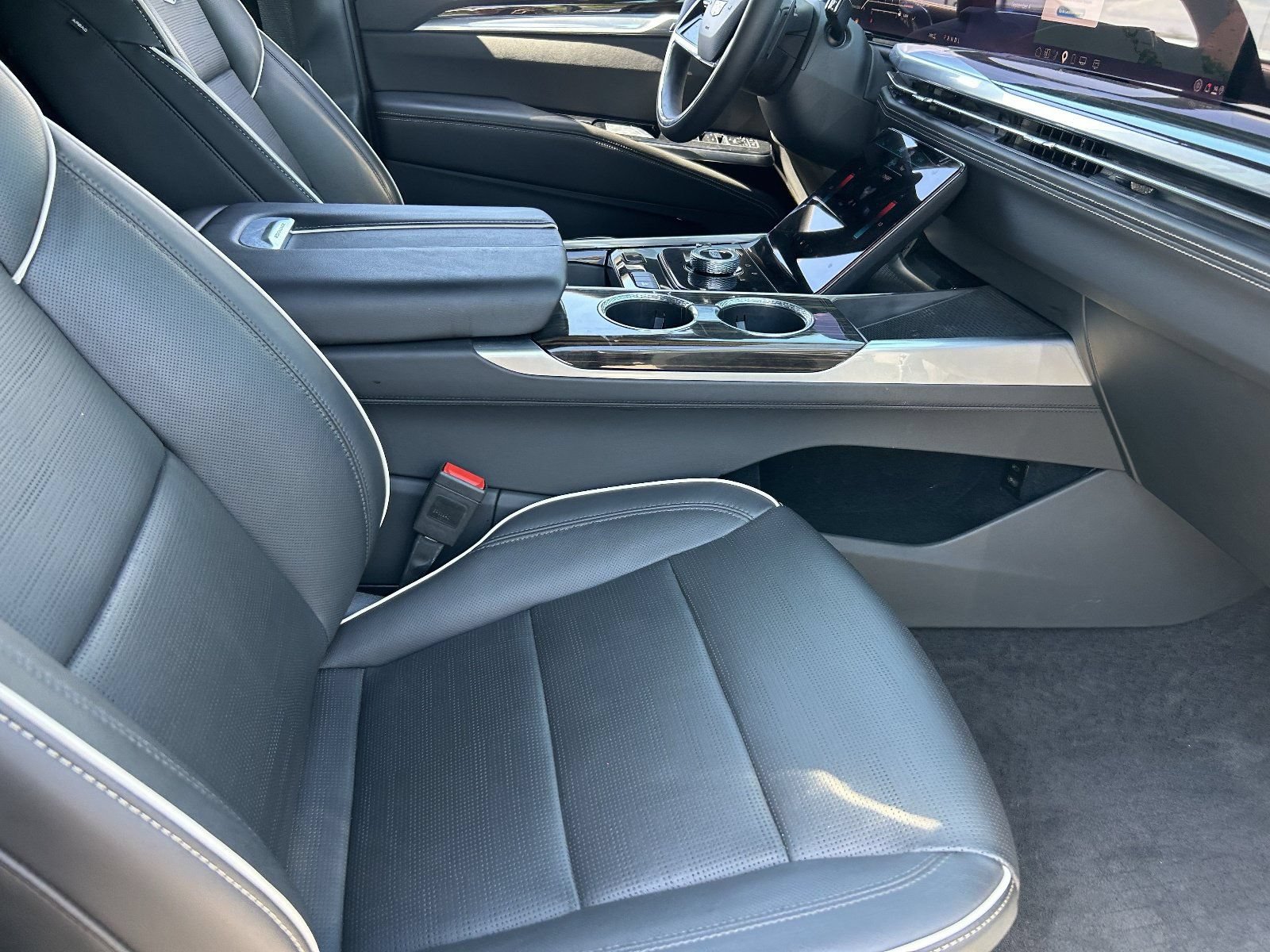 2025 Cadillac Escalade ESV Premium Luxury - Photo 12