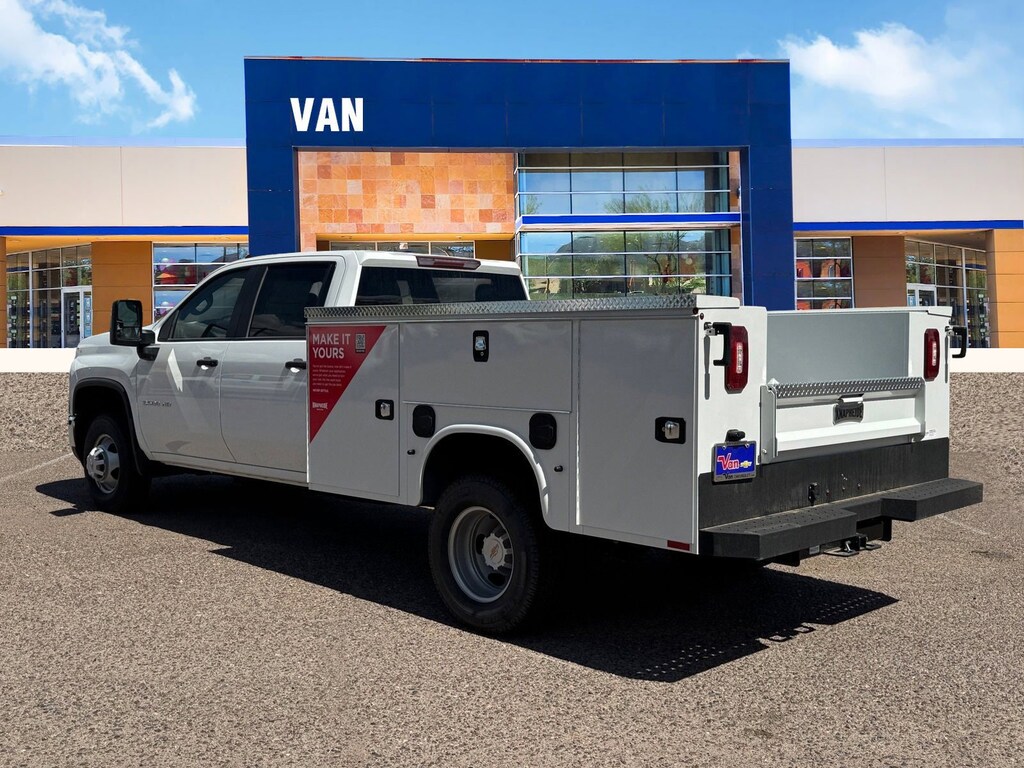 New 2024 Chevrolet Silverado 3500 HD Chassis Cab Work Truck Truck Crew Cab