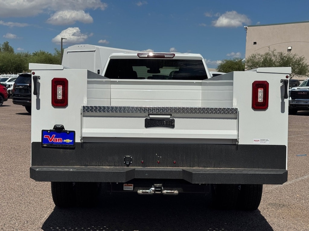 New 2024 Chevrolet Silverado 3500 HD Chassis Cab Work Truck Truck Crew Cab
