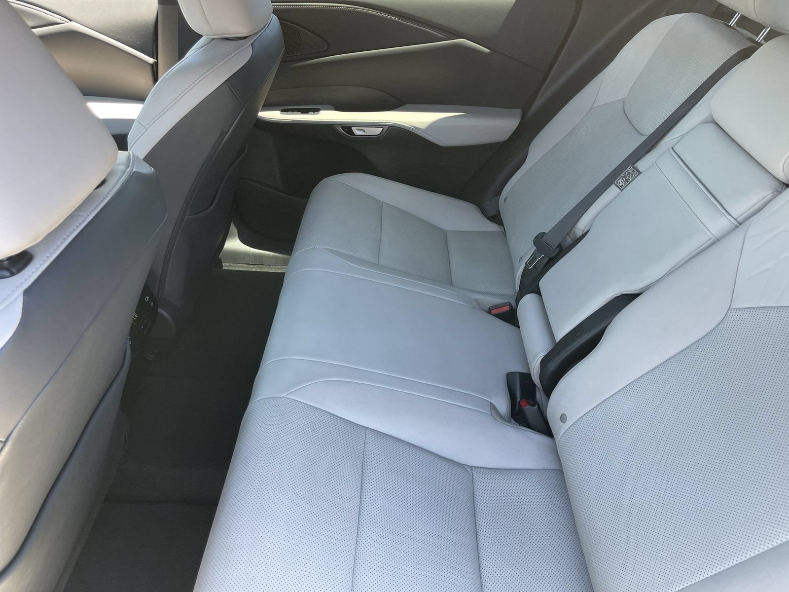 2023 Lexus RX 350 - Photo 19