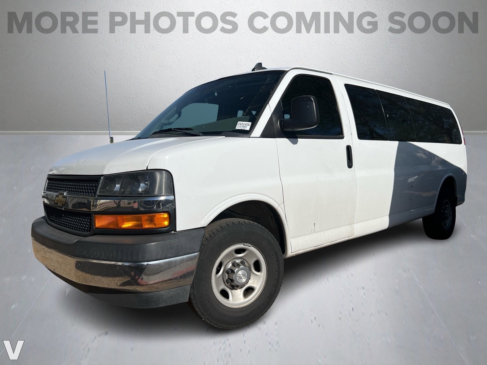 Used 2018 Chevrolet Express Passenger LT with VIN 1GAZGPFG8J1288645 for sale in Scottsdale, AZ