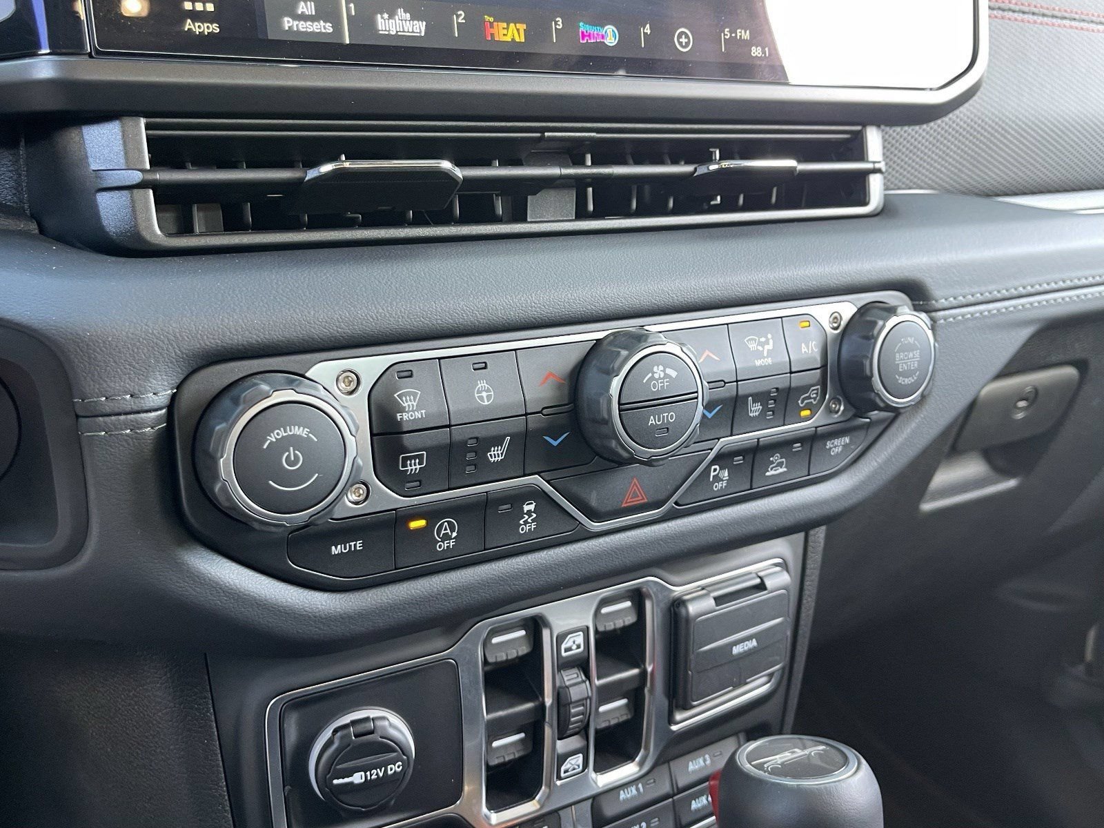 2025 Jeep Gladiator Rubicon X - Photo 27