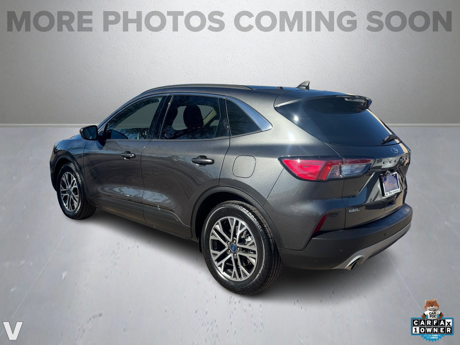 2020 Ford Escape SEL photo 2