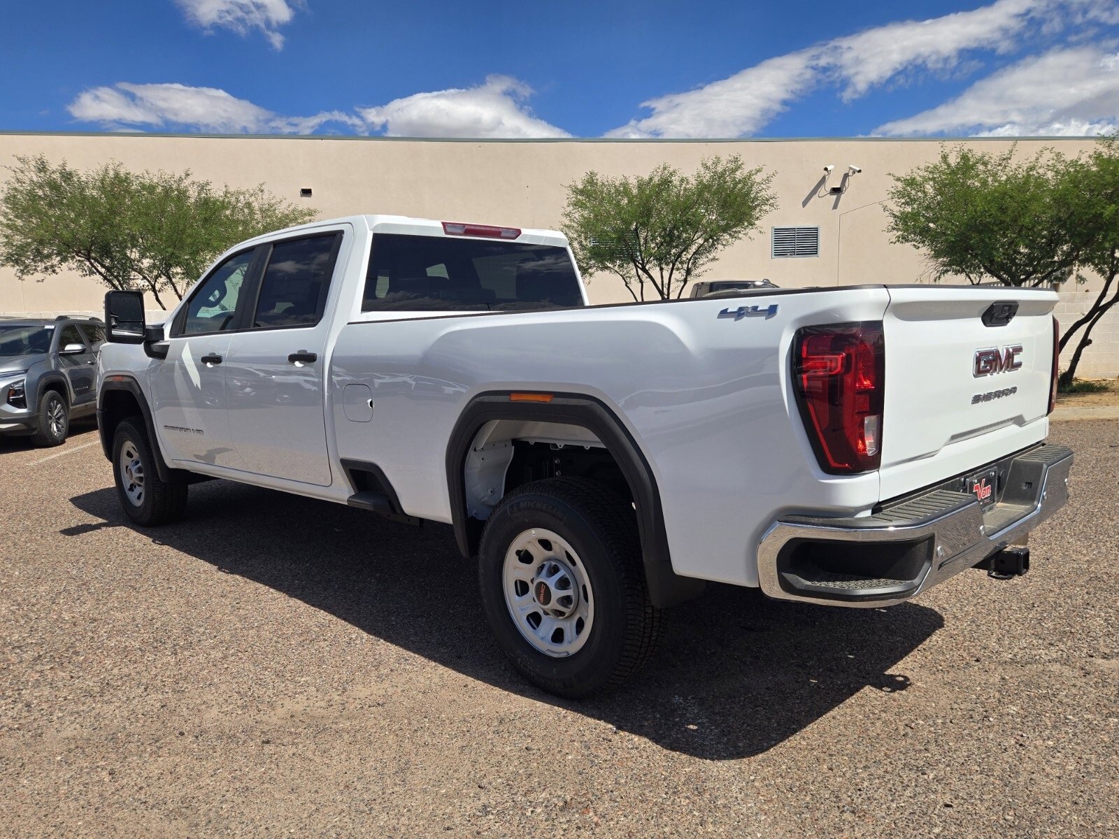 2025 Gmc Sierra 3500 HD Pro photo 3