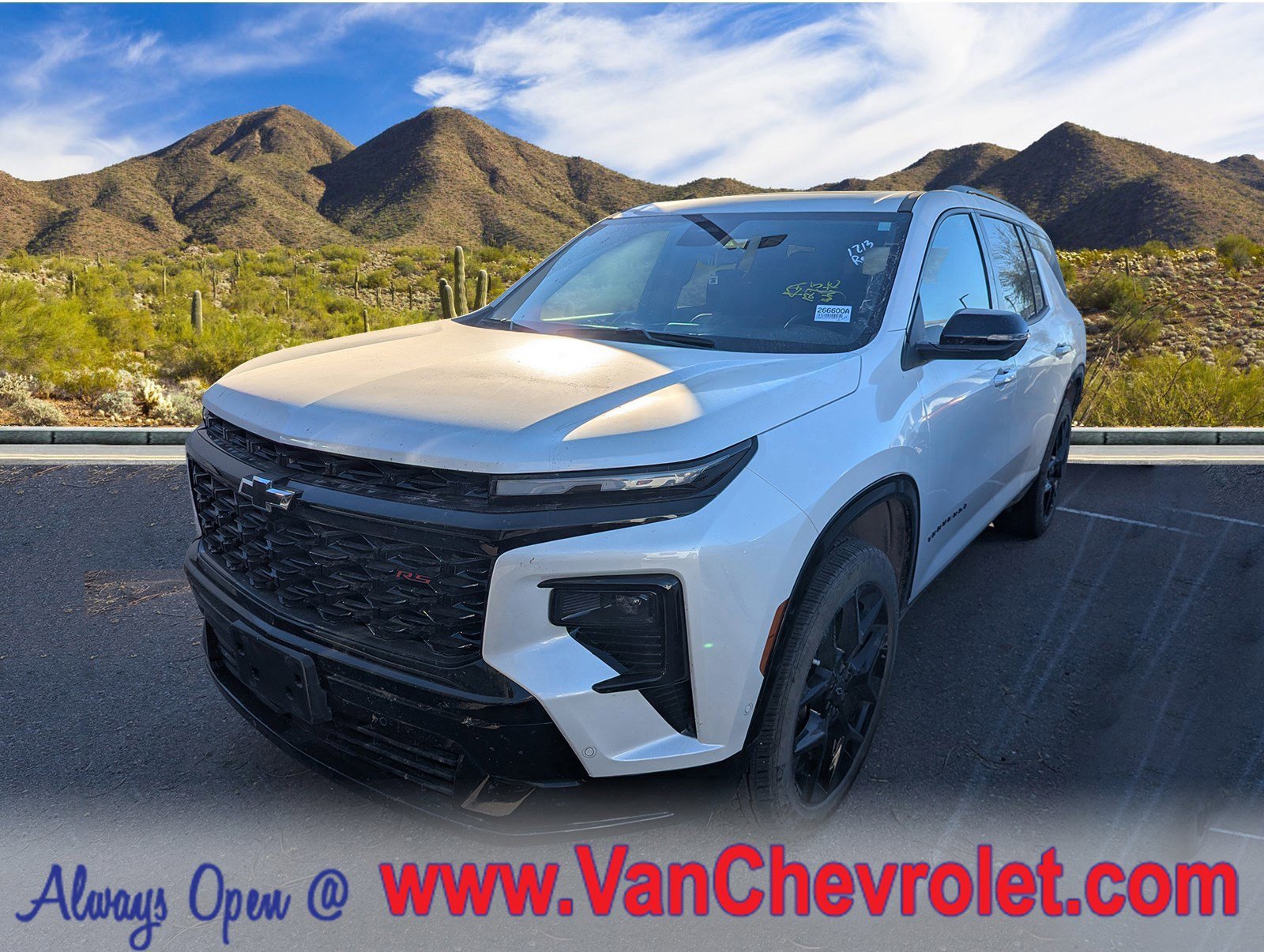 2024 Chevrolet Traverse RS's photo