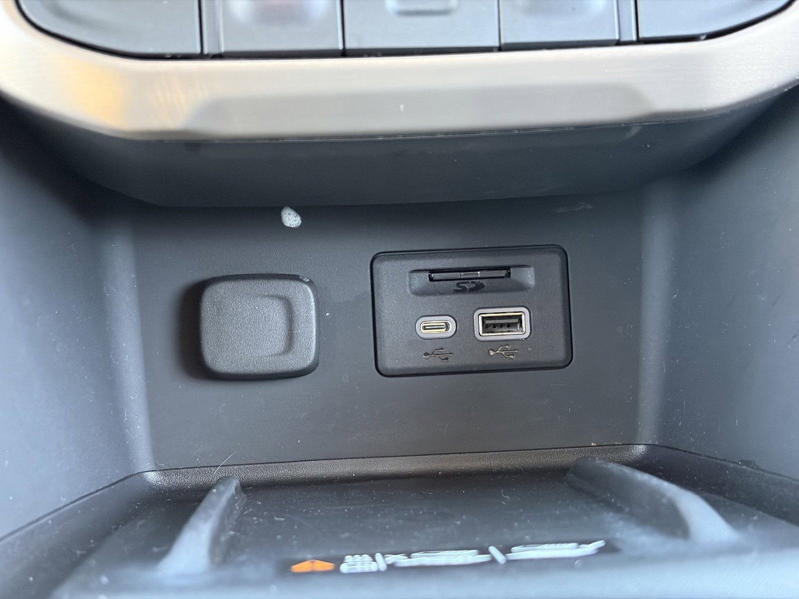 2023 GMC Acadia Denali - Photo 32