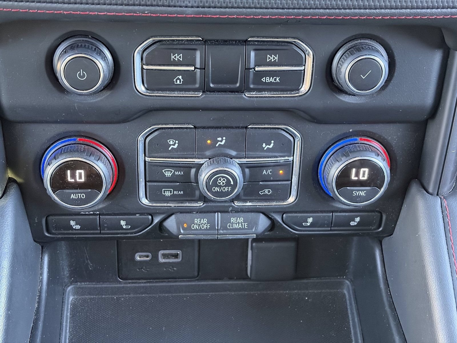 2022 Chevrolet Tahoe RST - Photo 30