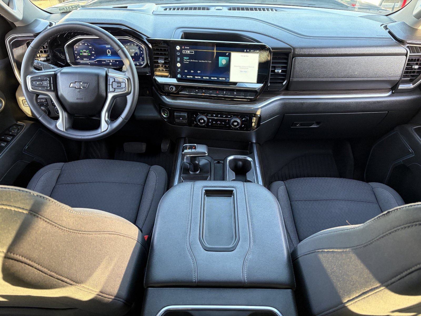2022 Chevrolet Silverado 1500 RST - Photo 16