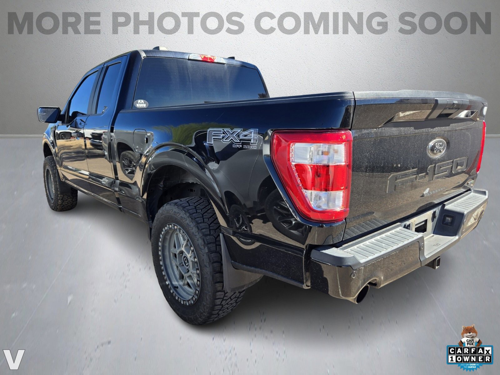 2022 Ford F-150 XL photo 2