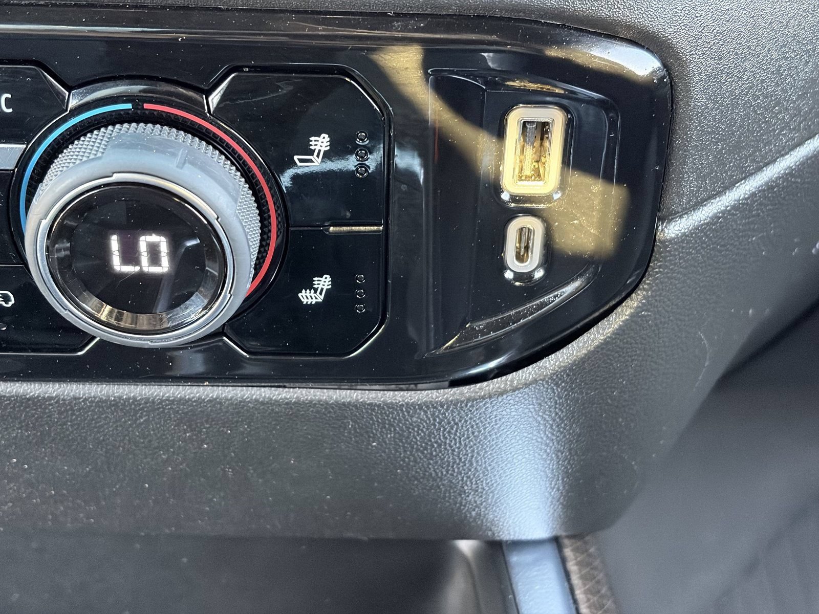 2022 Chevrolet Silverado 1500 RST - Photo 31