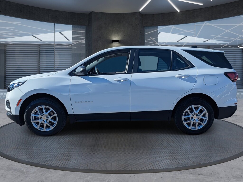 Used 2024 Chevrolet Equinox LS SUV