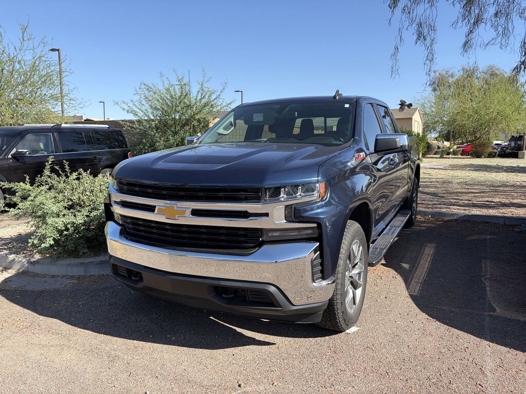 Used 2021 Chevrolet Silverado 1500 LT Truck Crew Cab