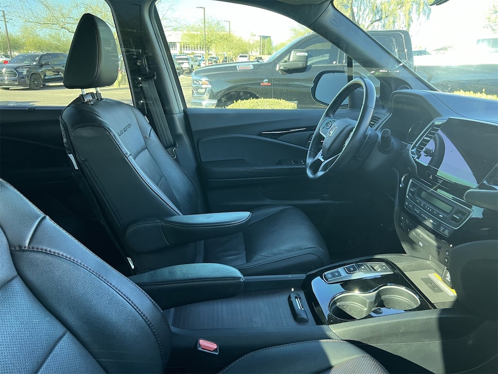 Used 2021 Honda Pilot AWD Black Edition SUV