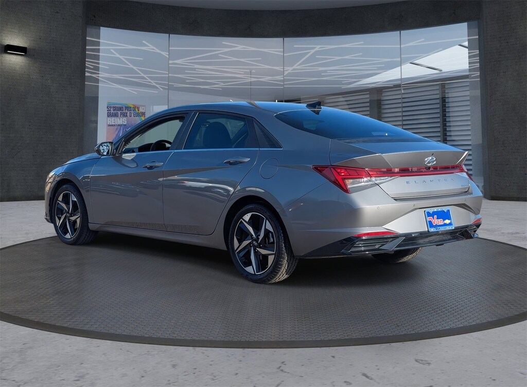 Used 2023 Hyundai Elantra Limited Sedan