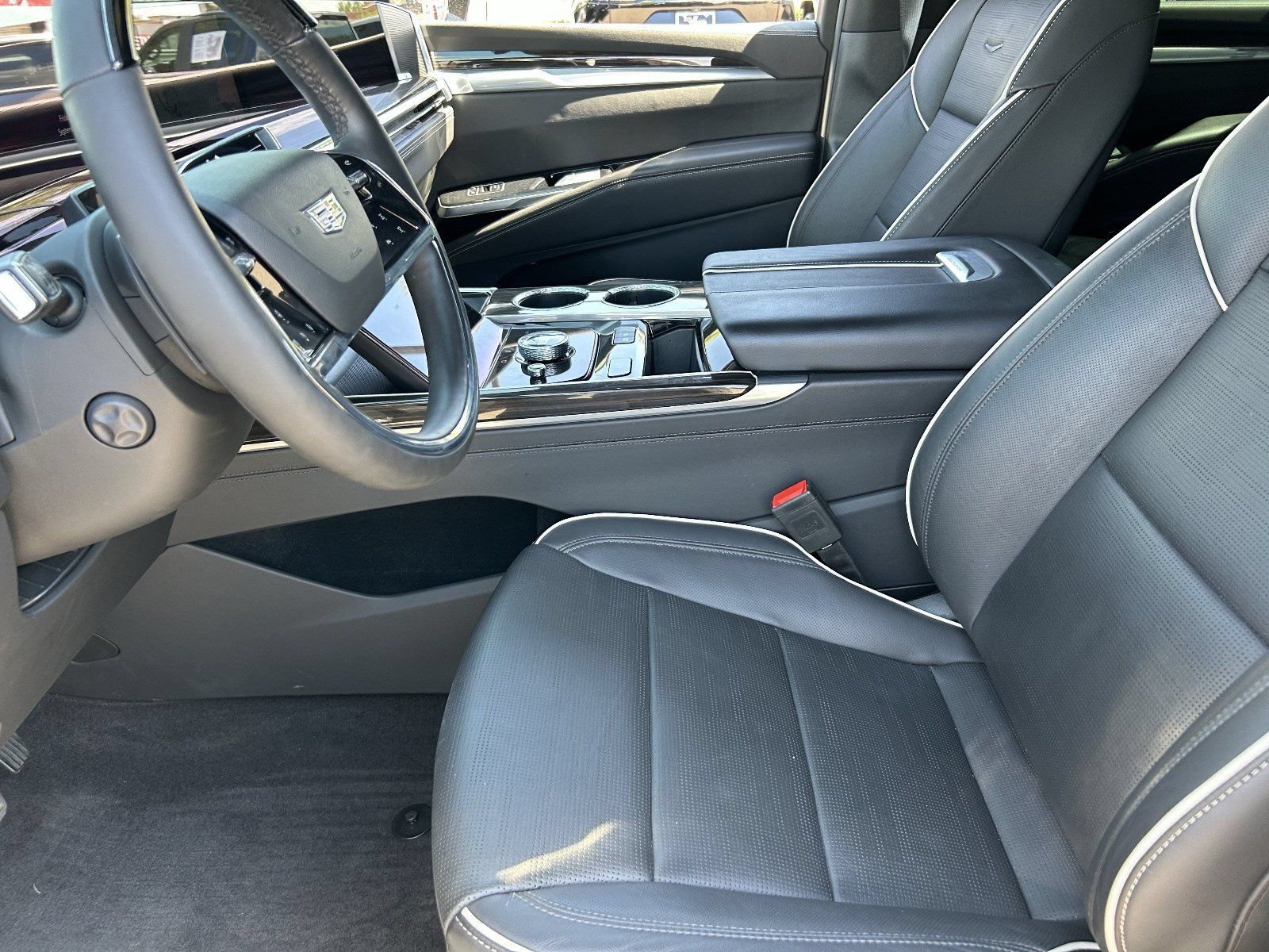 2025 Cadillac Escalade ESV Premium Luxury - Photo 26