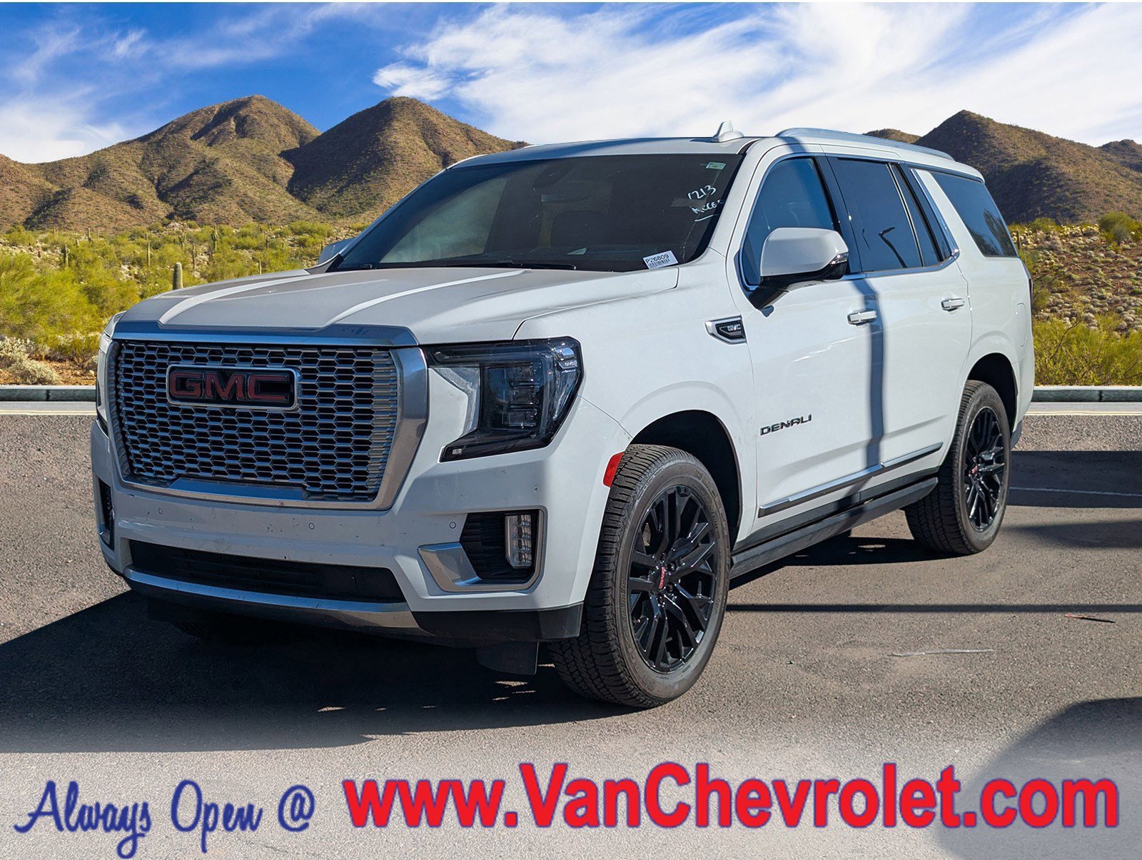 2021 GMC Yukon Denali's photo