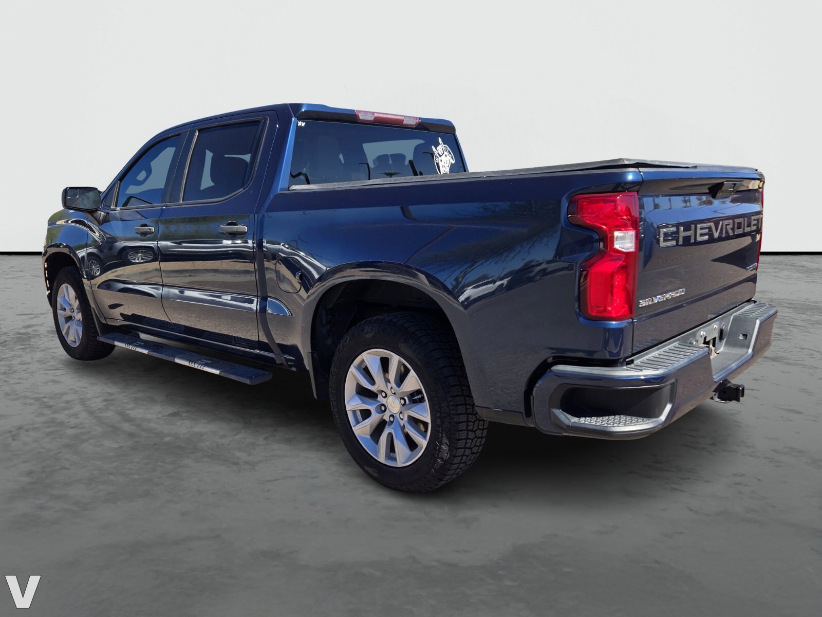 2020 Chevrolet Silverado 1500 Custom photo 2