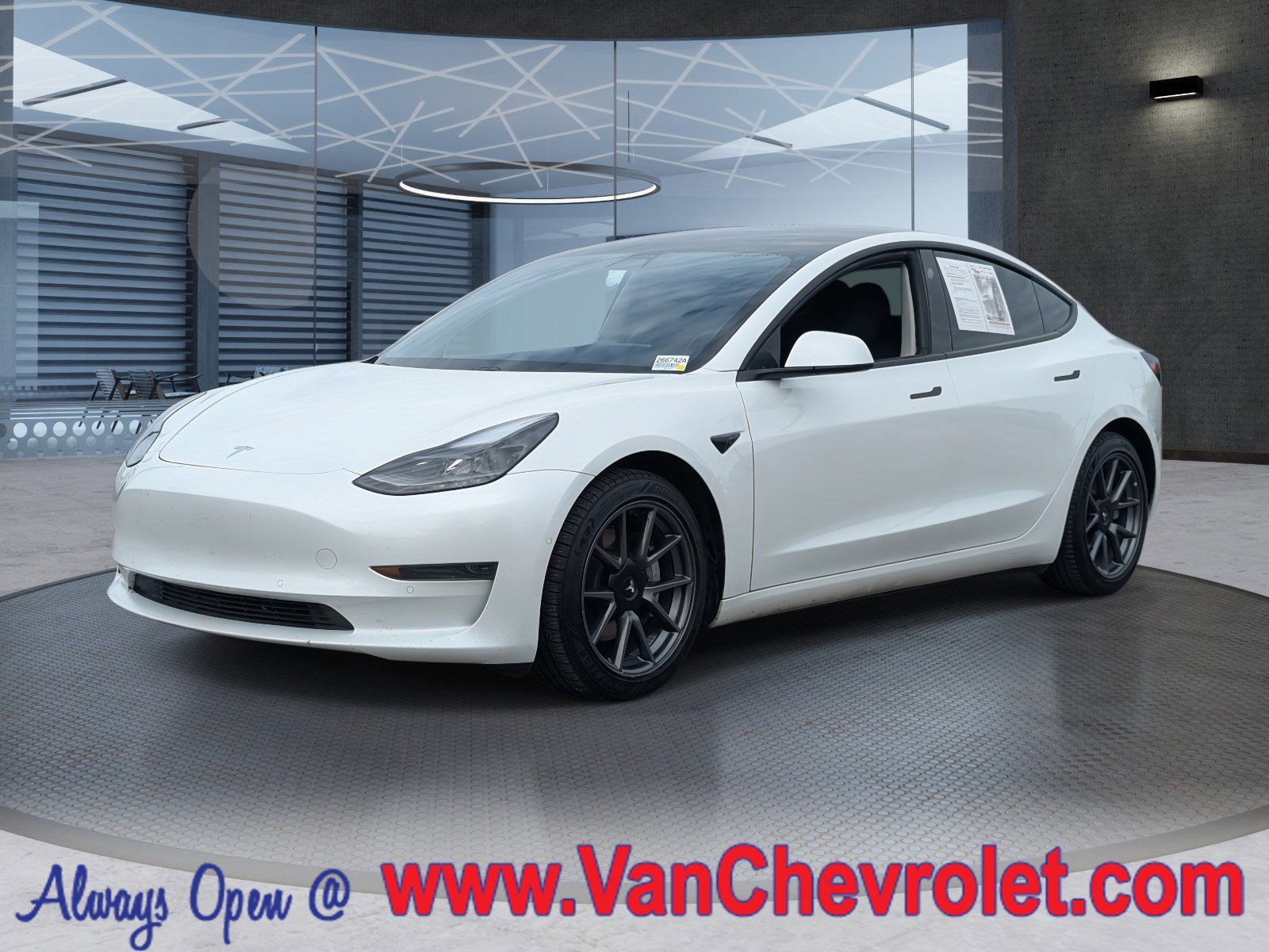 2021 Tesla Model 3 Base's photo