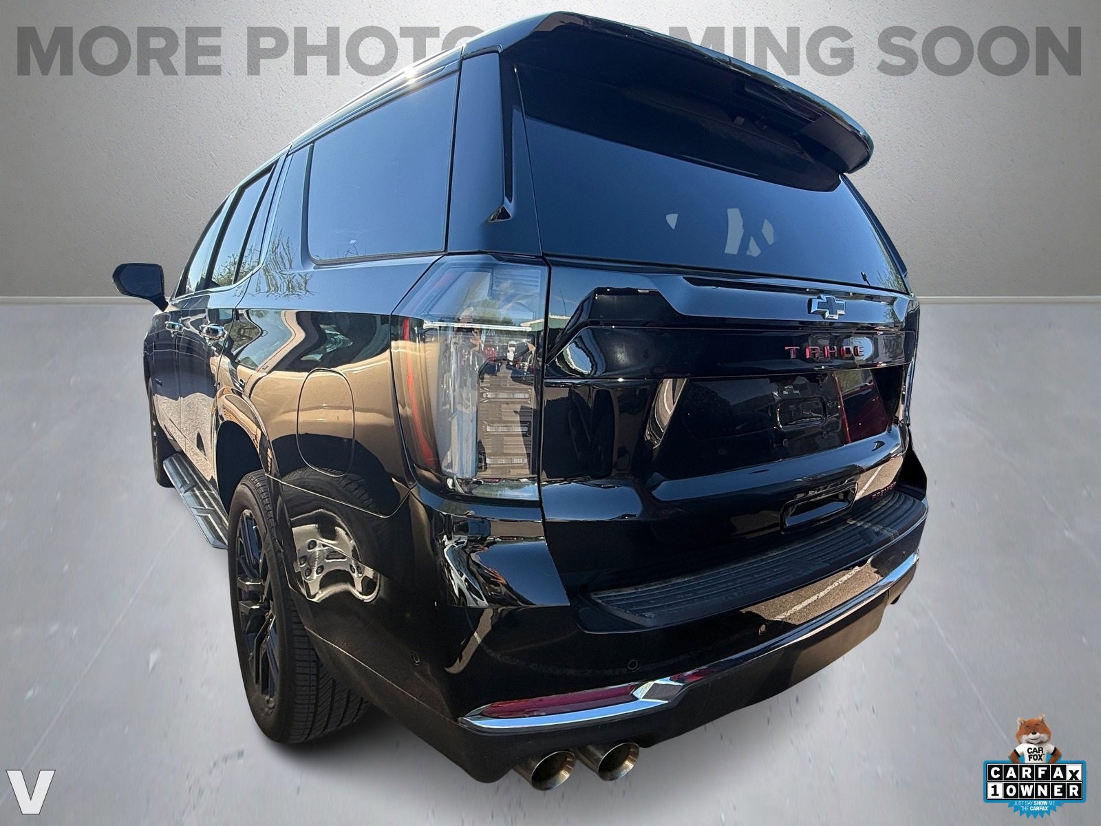 2025 Chevrolet Tahoe Premier photo 2
