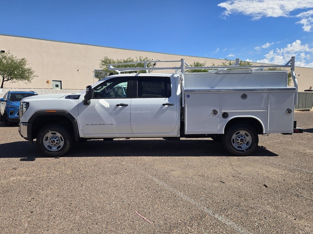 New 2025 GMC Sierra 2500 HD Pro Truck Crew Cab