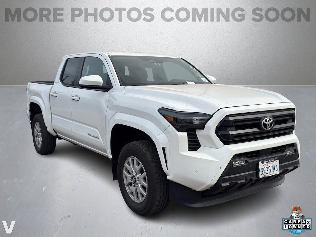 Used 2024 Toyota Tacoma 4WD SR5 Truck Double Cab