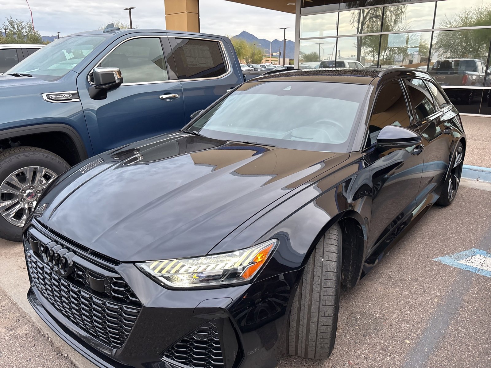 2023 Audi RS 6 Avant Base's photo