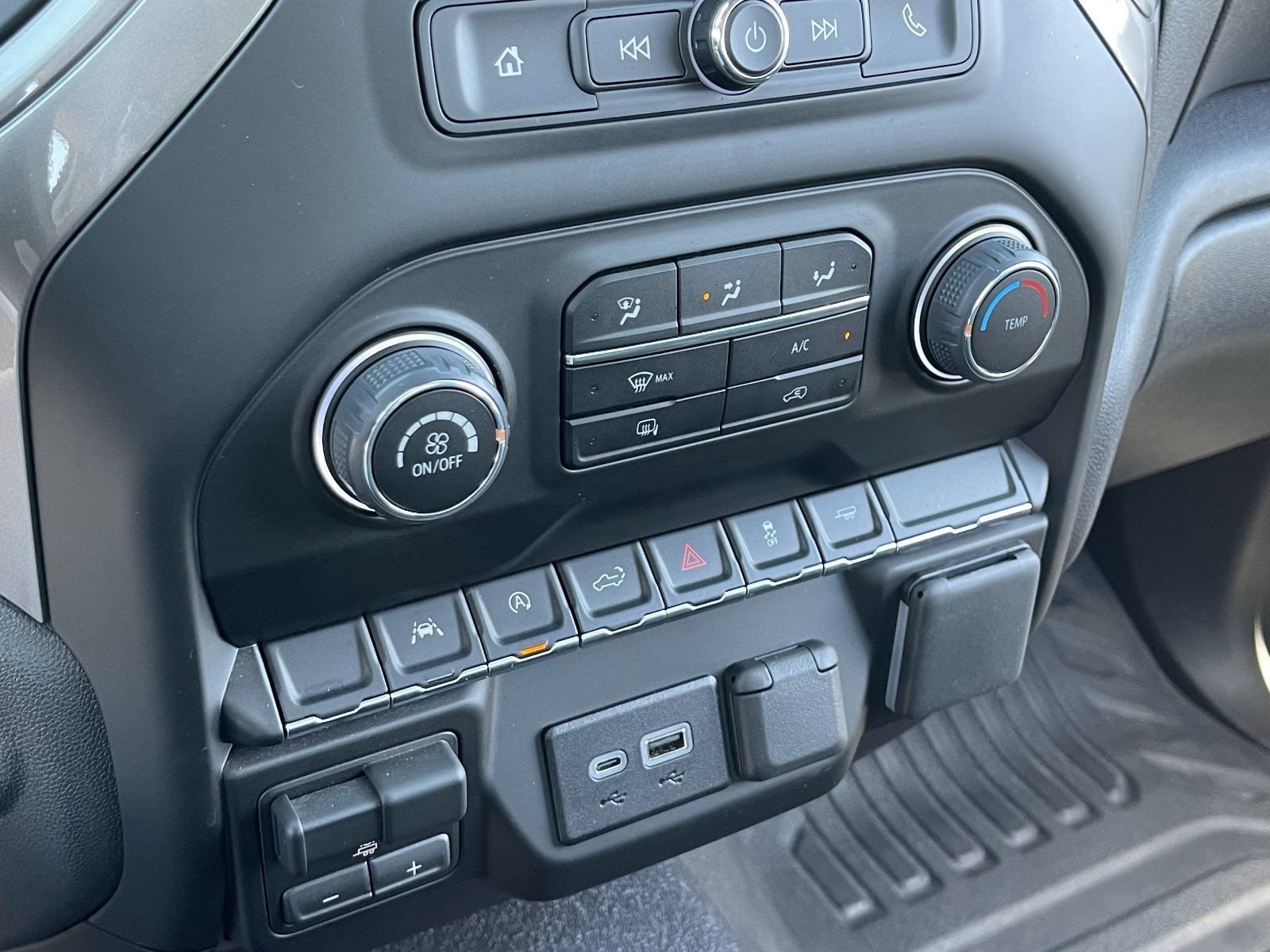 2026 Chevrolet Silverado 1500 Work Truck - Photo 23