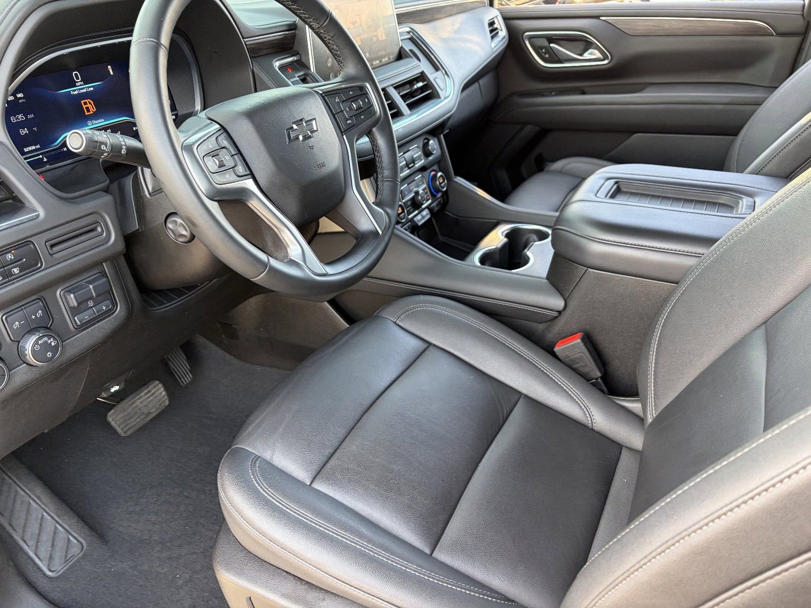 2023 Chevrolet Suburban Z71 - Photo 19