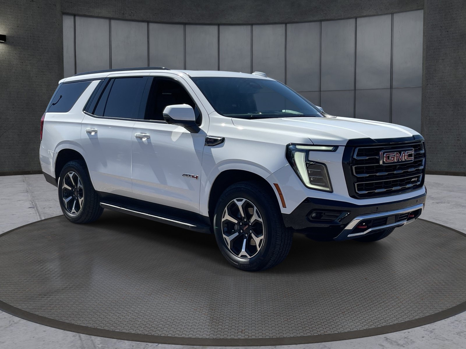 2025 GMC Yukon AT4 - Photo 8