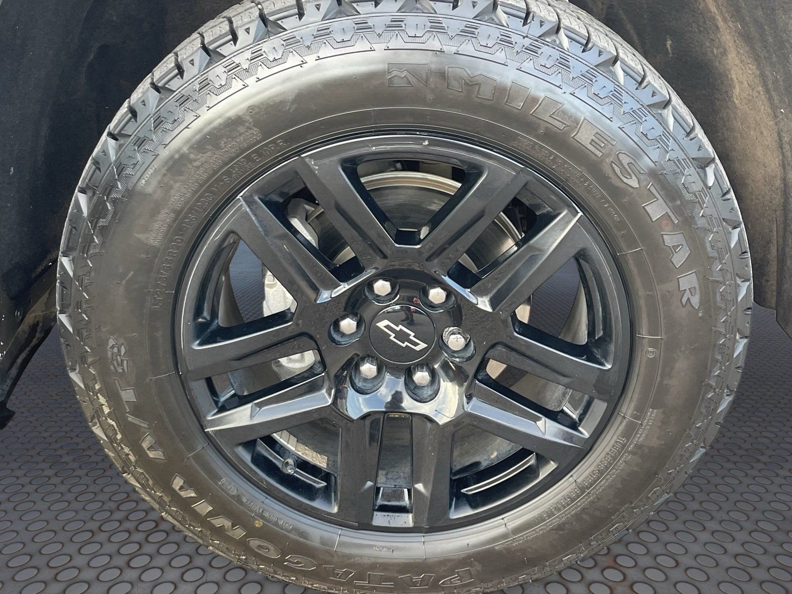 2024 Chevrolet Silverado 1500 RST - Photo 10