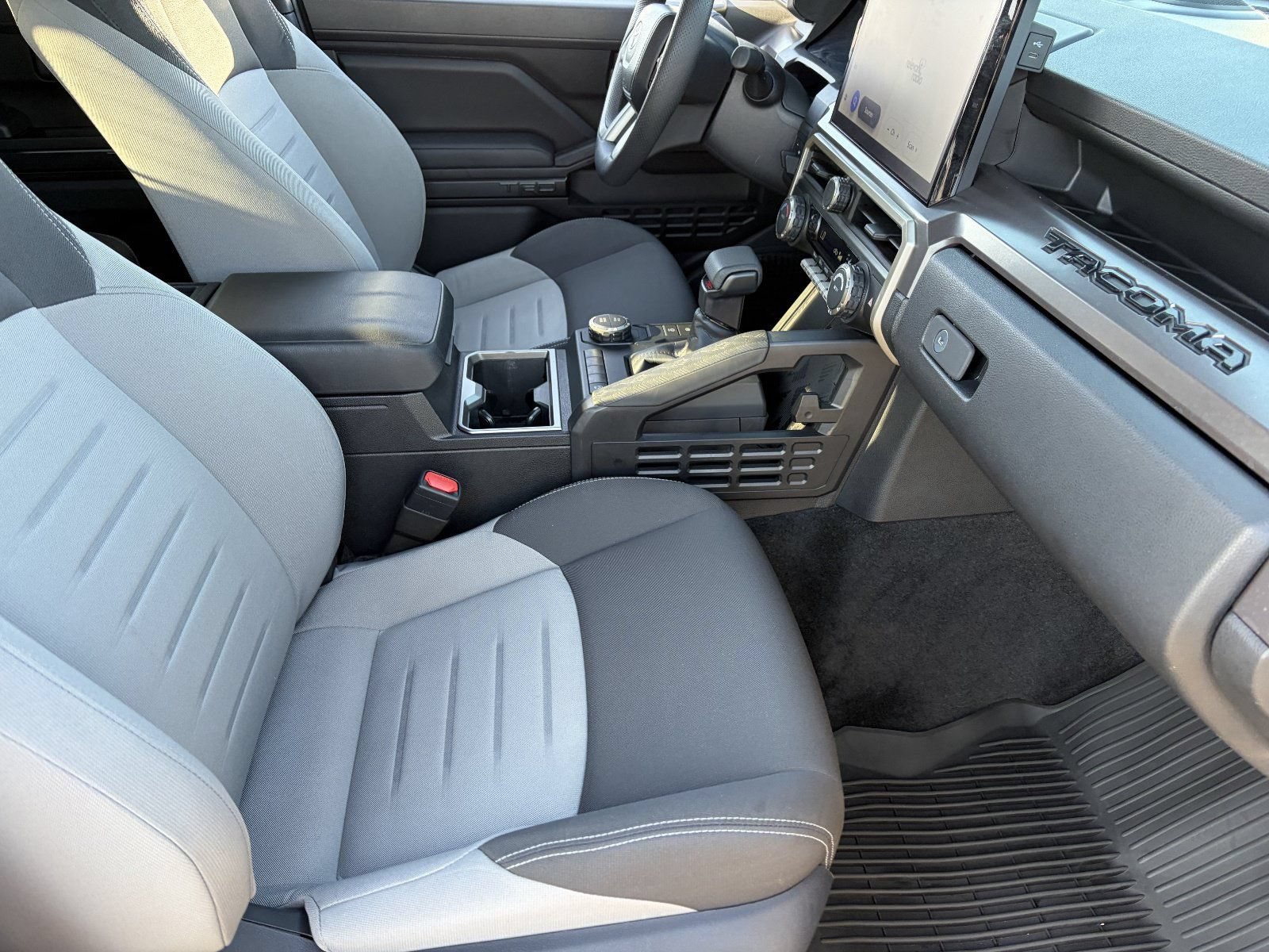 2024 Toyota Tacoma TRD Sport - Photo 13