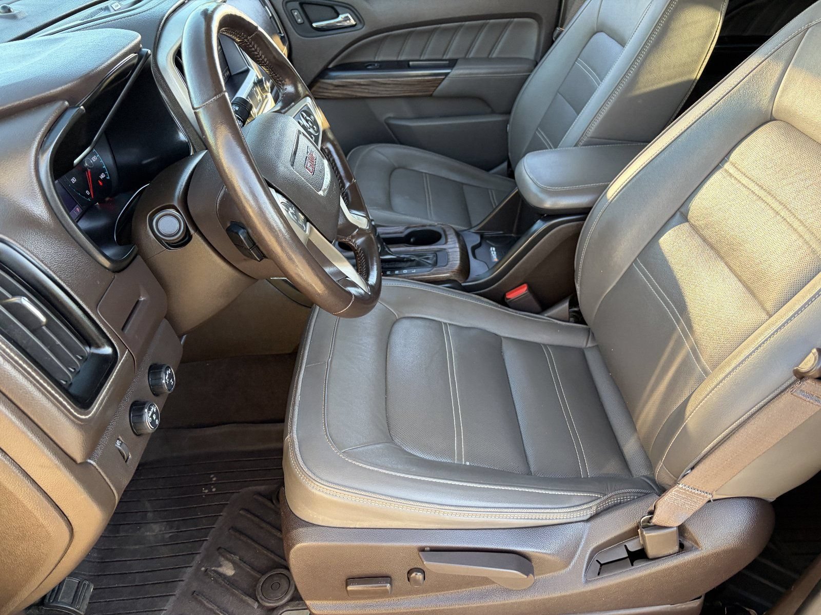 2021 GMC Canyon Denali - Photo 19