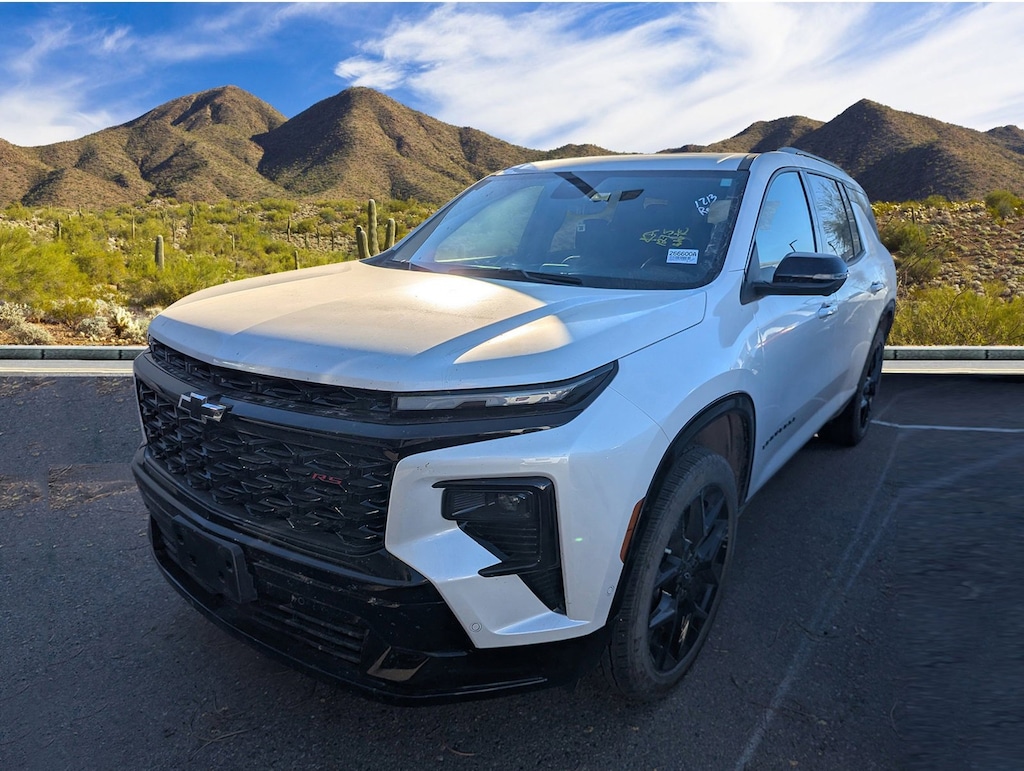 Used 2024 Chevrolet Traverse RS SUV