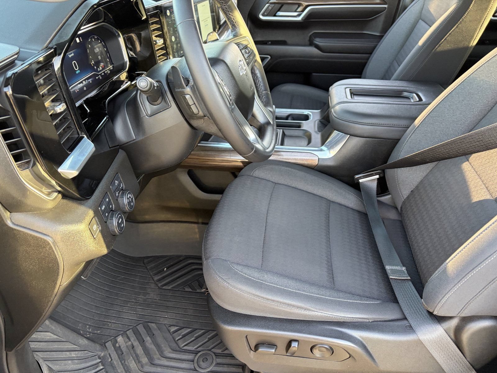 2022 Chevrolet Silverado 1500 RST - Photo 20