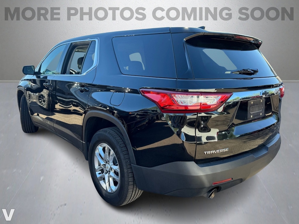 Used 2019 Chevrolet Traverse LS SUV