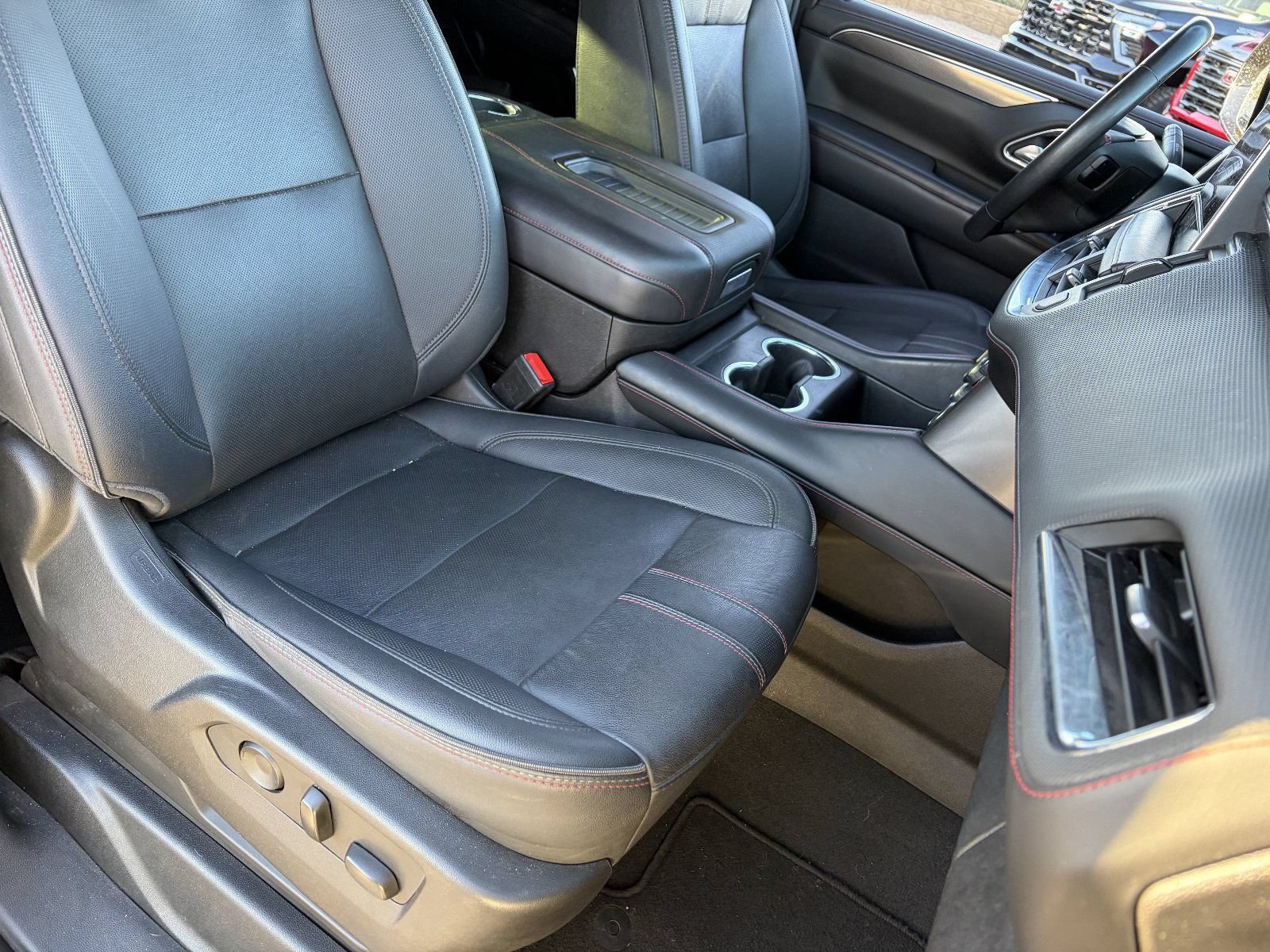 2022 Chevrolet Tahoe RST - Photo 11