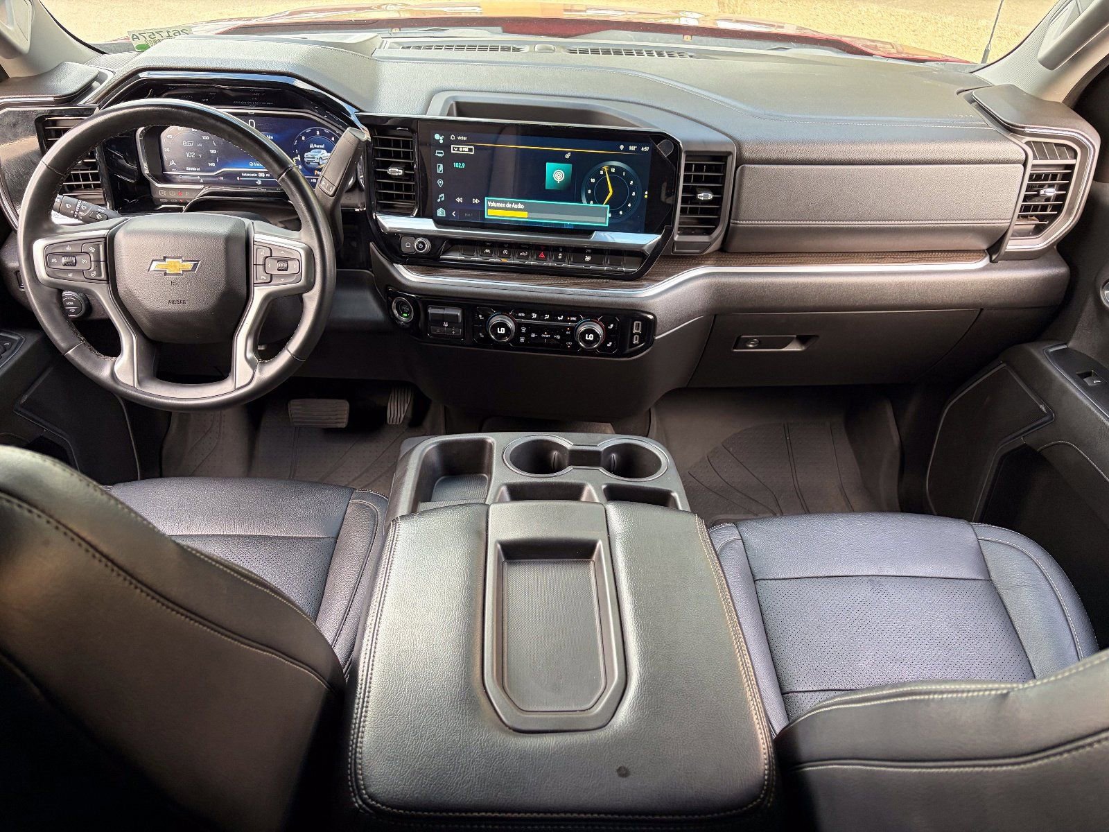 2024 Chevrolet Silverado 1500 LT - Photo 16