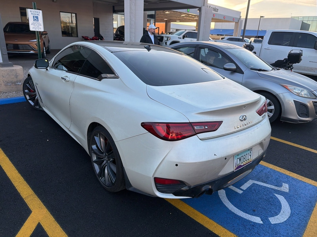 Used 2018 INFINITI Q60 RED Sport 400 Coupe