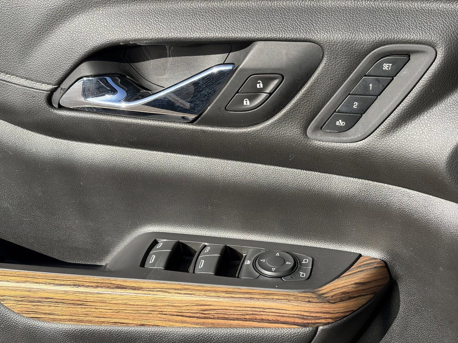 2019 GMC Acadia Denali - Photo 23
