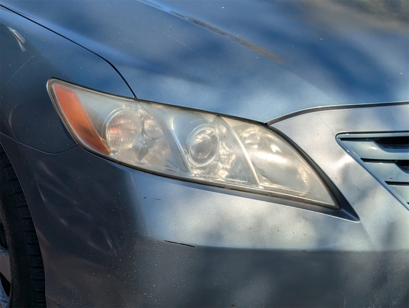 2009 Toyota Camry XLE photo 3