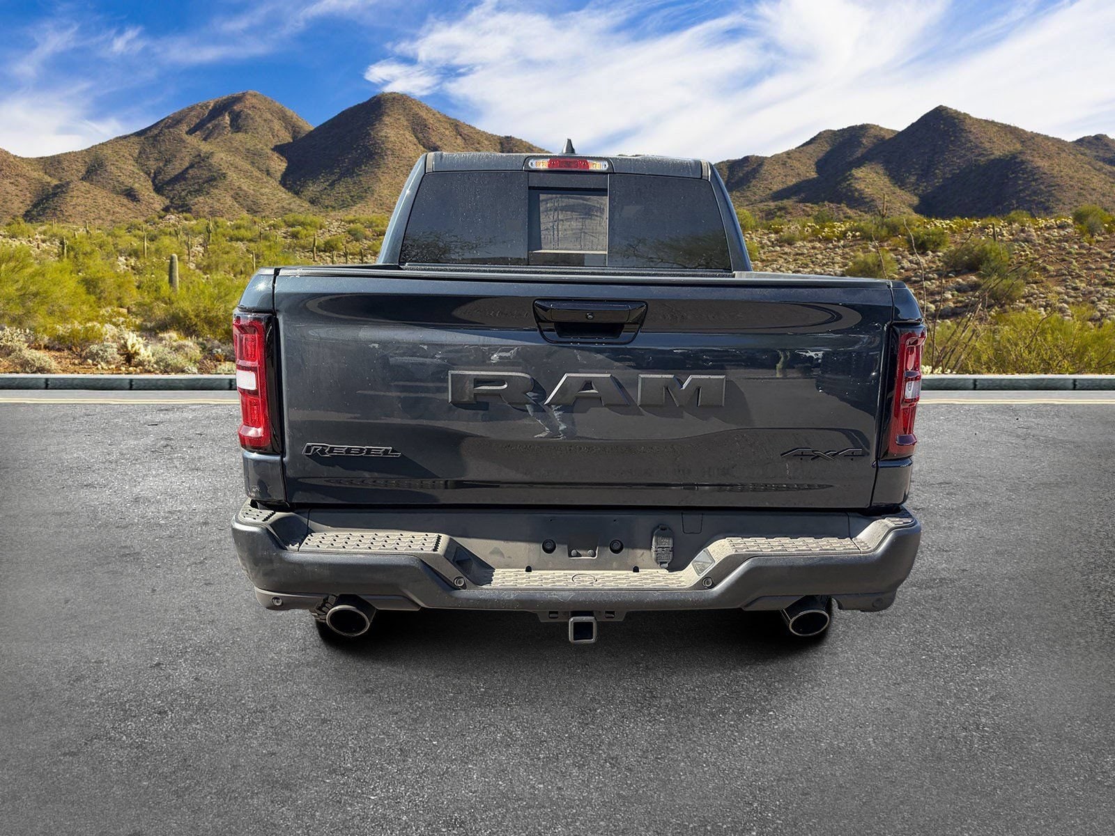 View vehicle photo 4