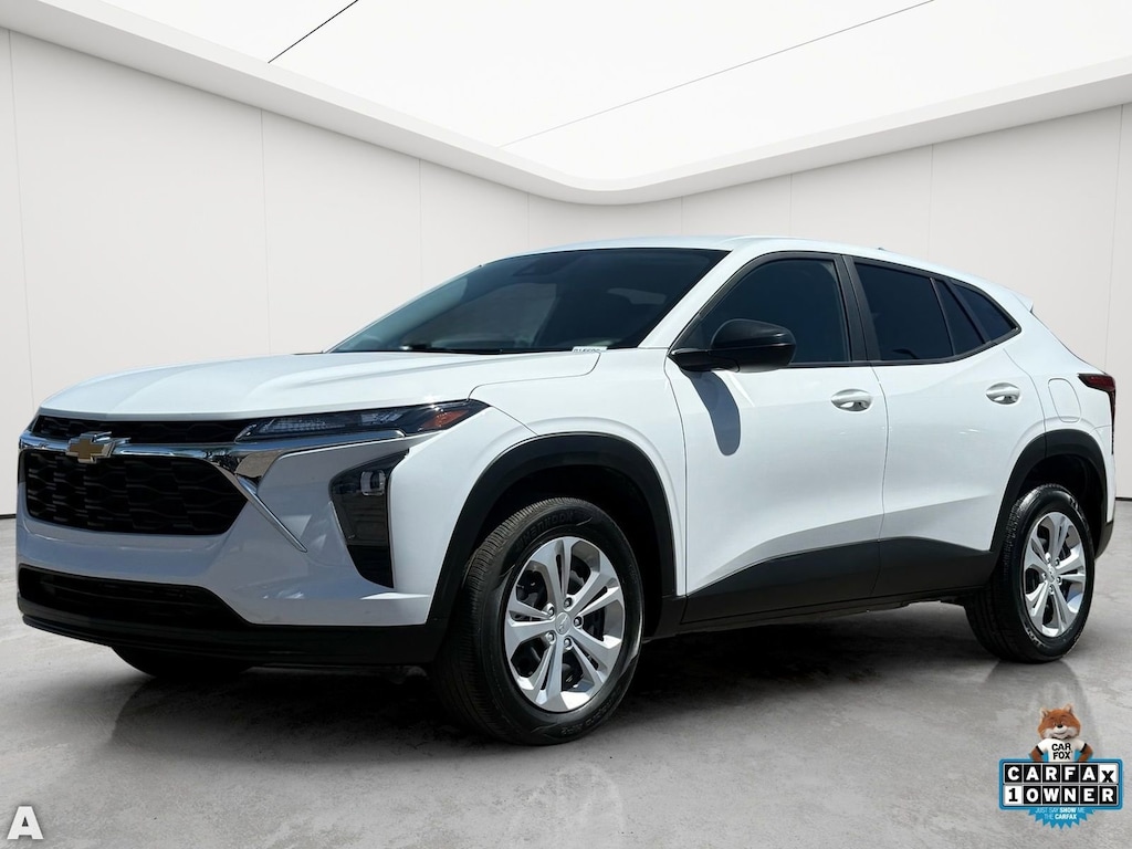 Used 2025 Chevrolet Trax LS SUV