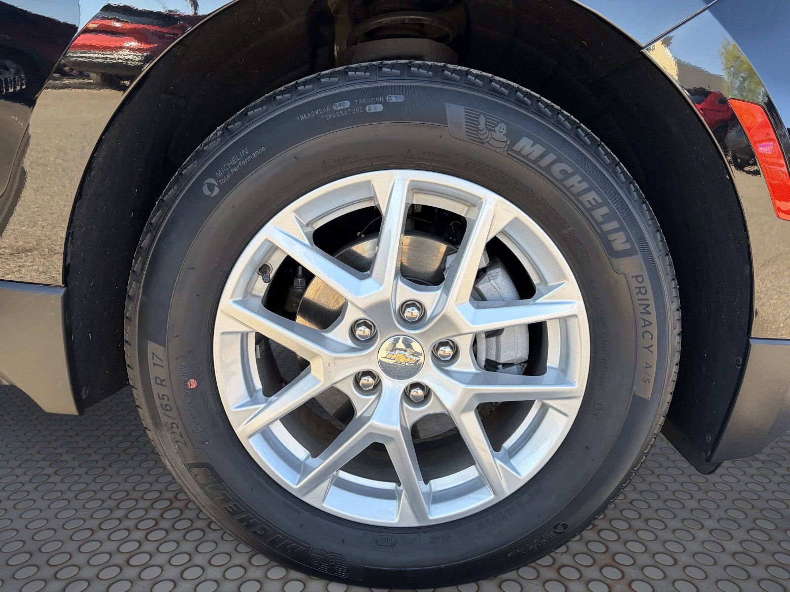 2024 Chevrolet Equinox LT - Photo 9
