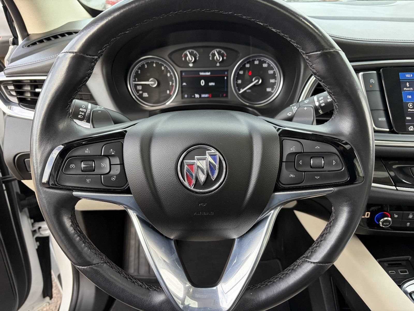 Used 2024 White Frost Tricoat Buick Essence image 24