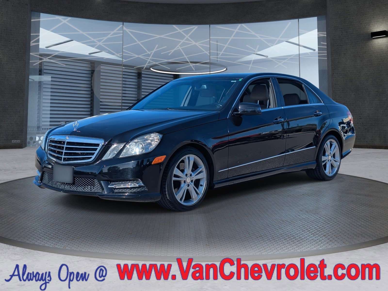 2013 Mercedes-Benz E-Class E350 Luxury's photo