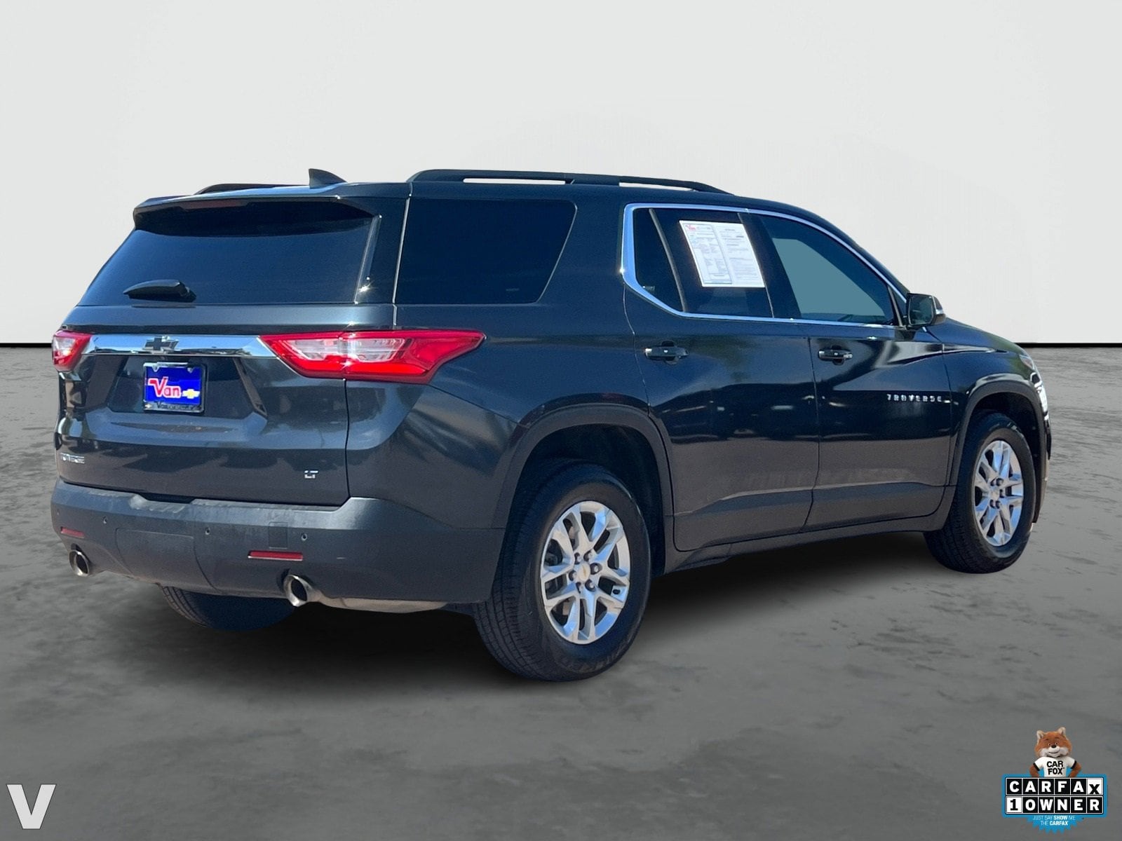 Image 7 of 2020 Chevrolet Traverse LT Cloth SUV